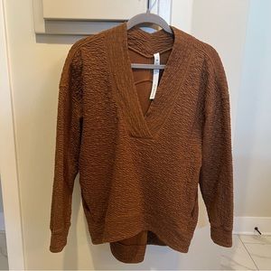 Lululemon long sleeve sweater